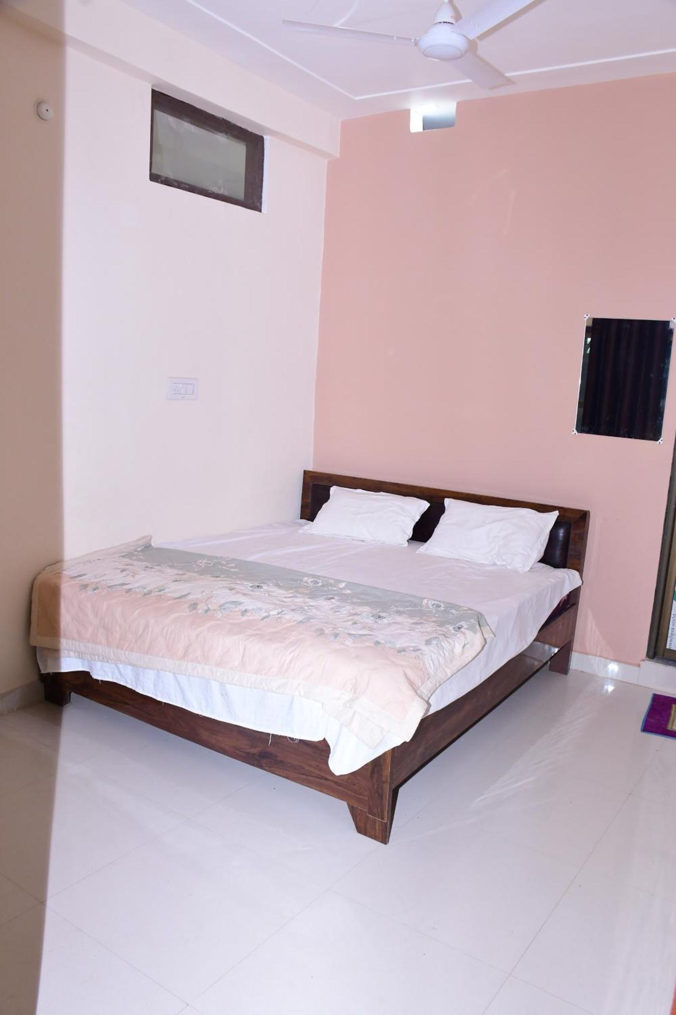 Shree Ram Hotel Ayodhya Exteriér fotografie